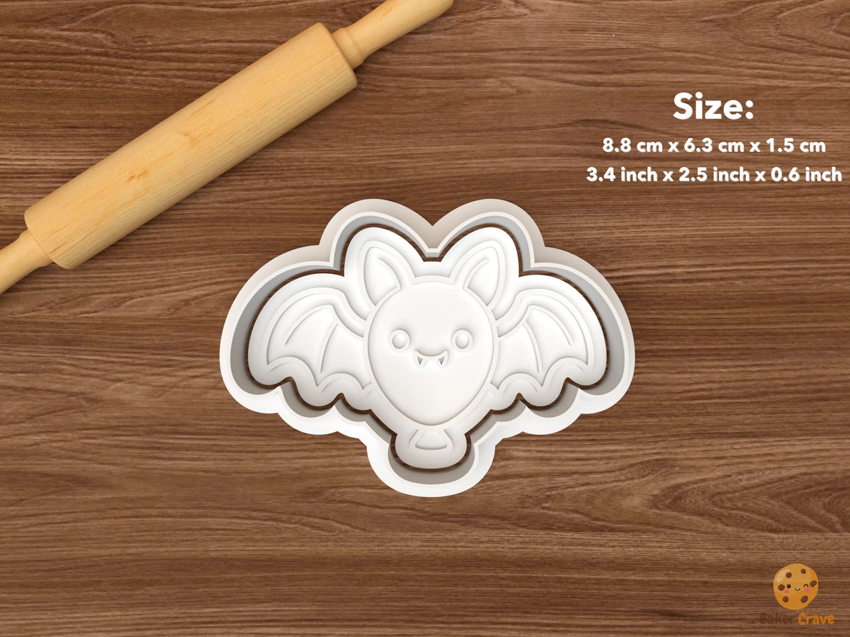 Cute Halloween Party Cookie Cutter Set - single smiling bat