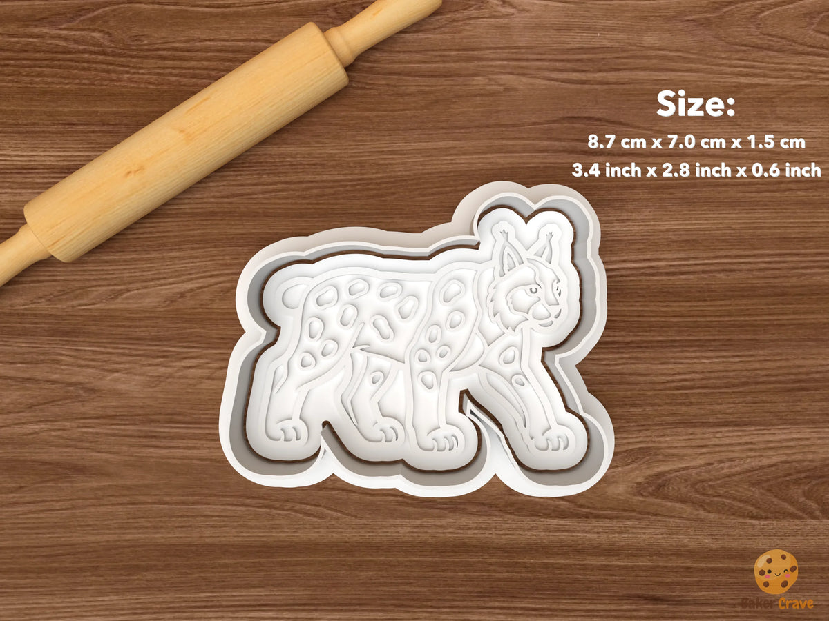 Lynx Cookie Cutter Set - single standing lynx