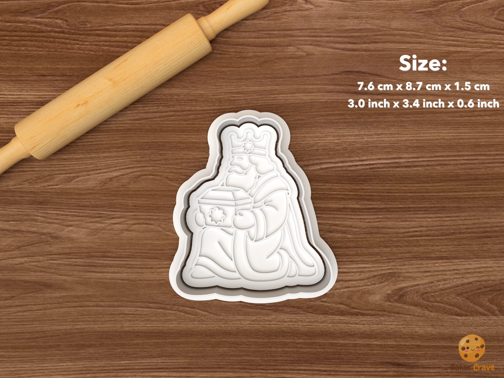 Three Kings Christmas Cookie Cutter Set STL File - single kneeling king with gift box